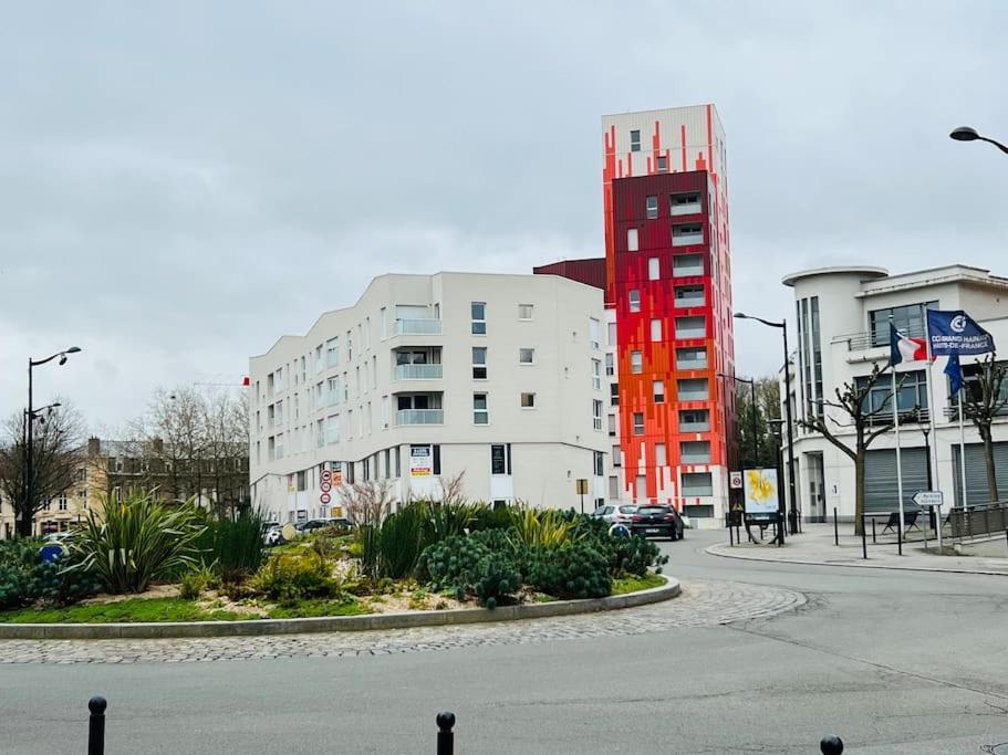 Apt Des Artistes, 3 Min A Pied Gare Et Centre Valenciennes Luaran gambar